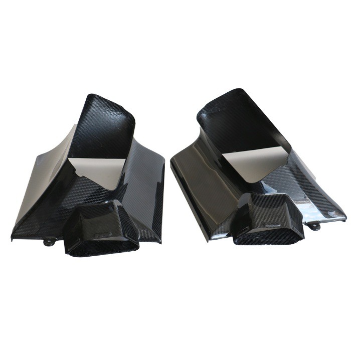 Phụ tùng ô tô bằng sợi carbon tùy chỉnh